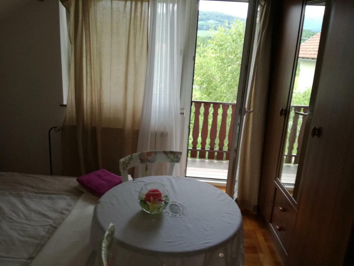 Ferienwohnung Apartman Jasmin Čatrnja Exterior foto