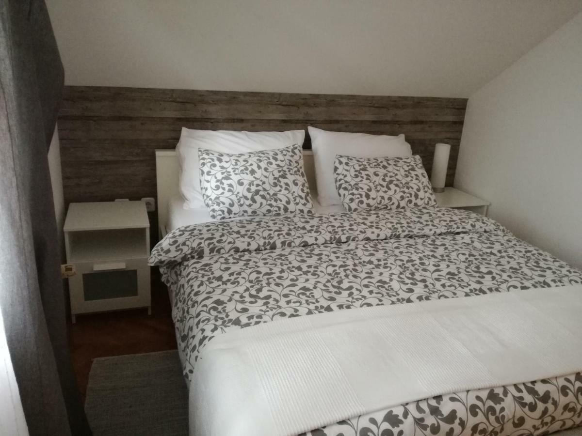 Ferienwohnung Apartman Jasmin Čatrnja Exterior foto